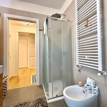 Waterfront Di Levante 1c Fiera Del Mare - Genovabb It * Генуя